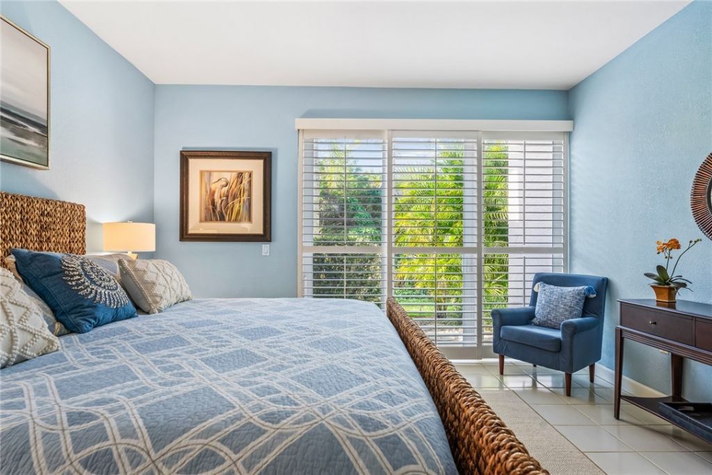 240 S Peppertree Drive, Vero Beach, FL 32963 Photo