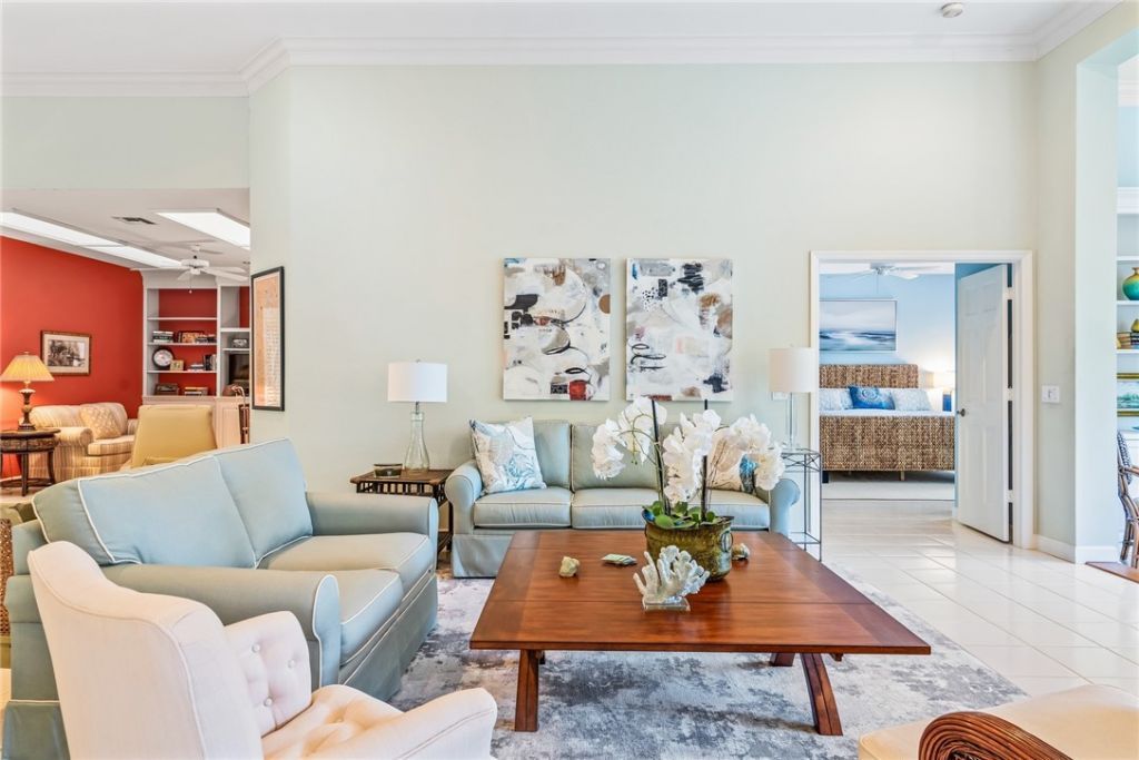240 S Peppertree Drive, Vero Beach, FL 32963 Photo