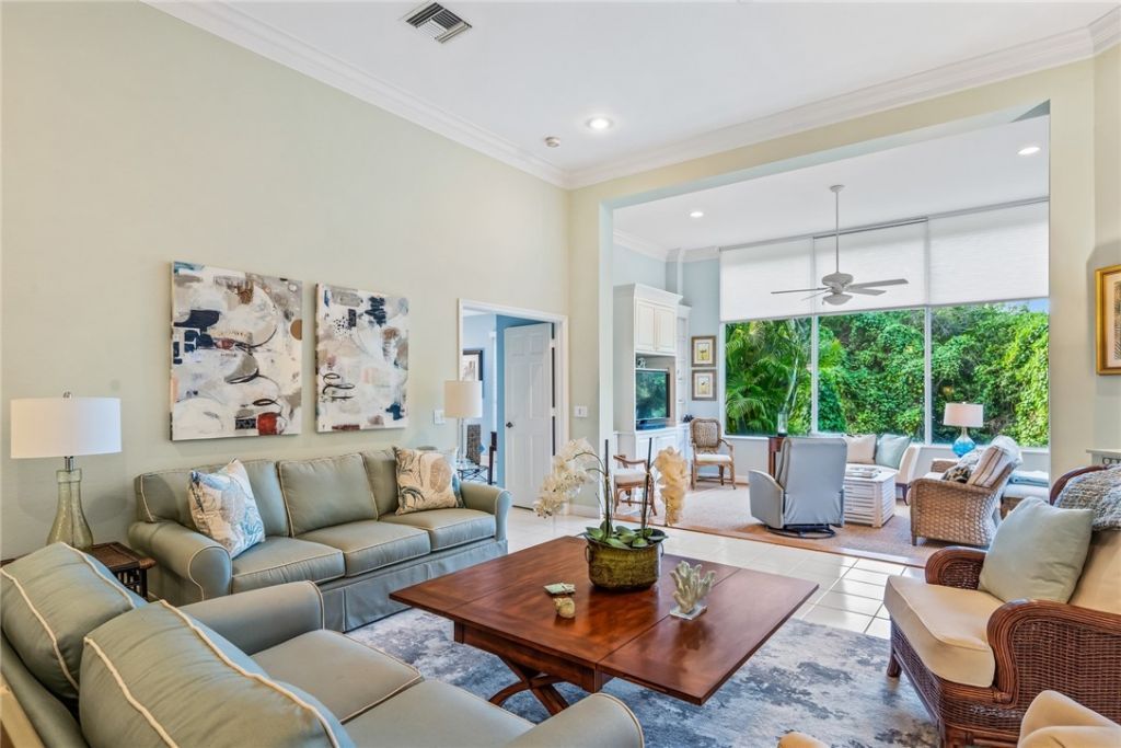240 S Peppertree Drive, Vero Beach, FL 32963 Photo