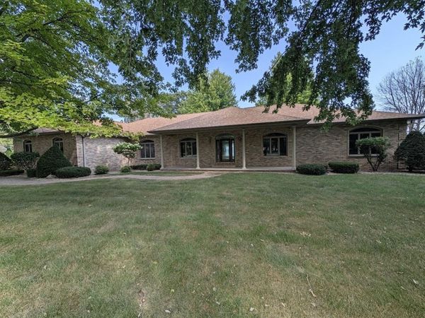 3300 HARBOR BAY ROAD, Oshkosh, WI 54901