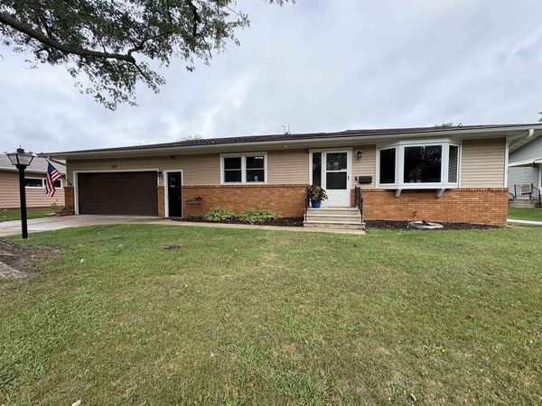 309 N HUMPHREY CIRCLE, Shawano, WI 54166