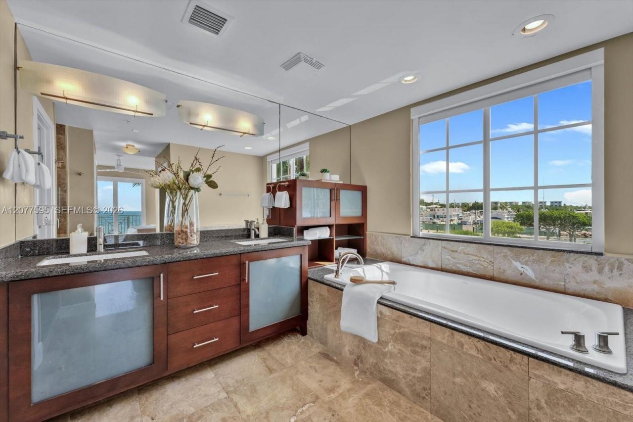 97501 Overseas Hwy , Unit 321, Key Largo, FL 33037 Photo