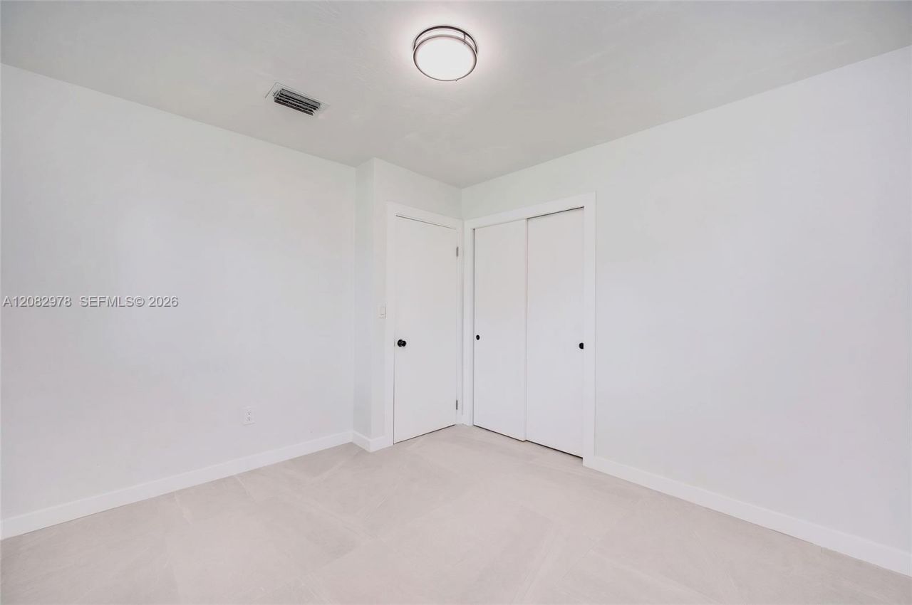 10441 SW 46th Ter , Miami, FL 33165 Photo