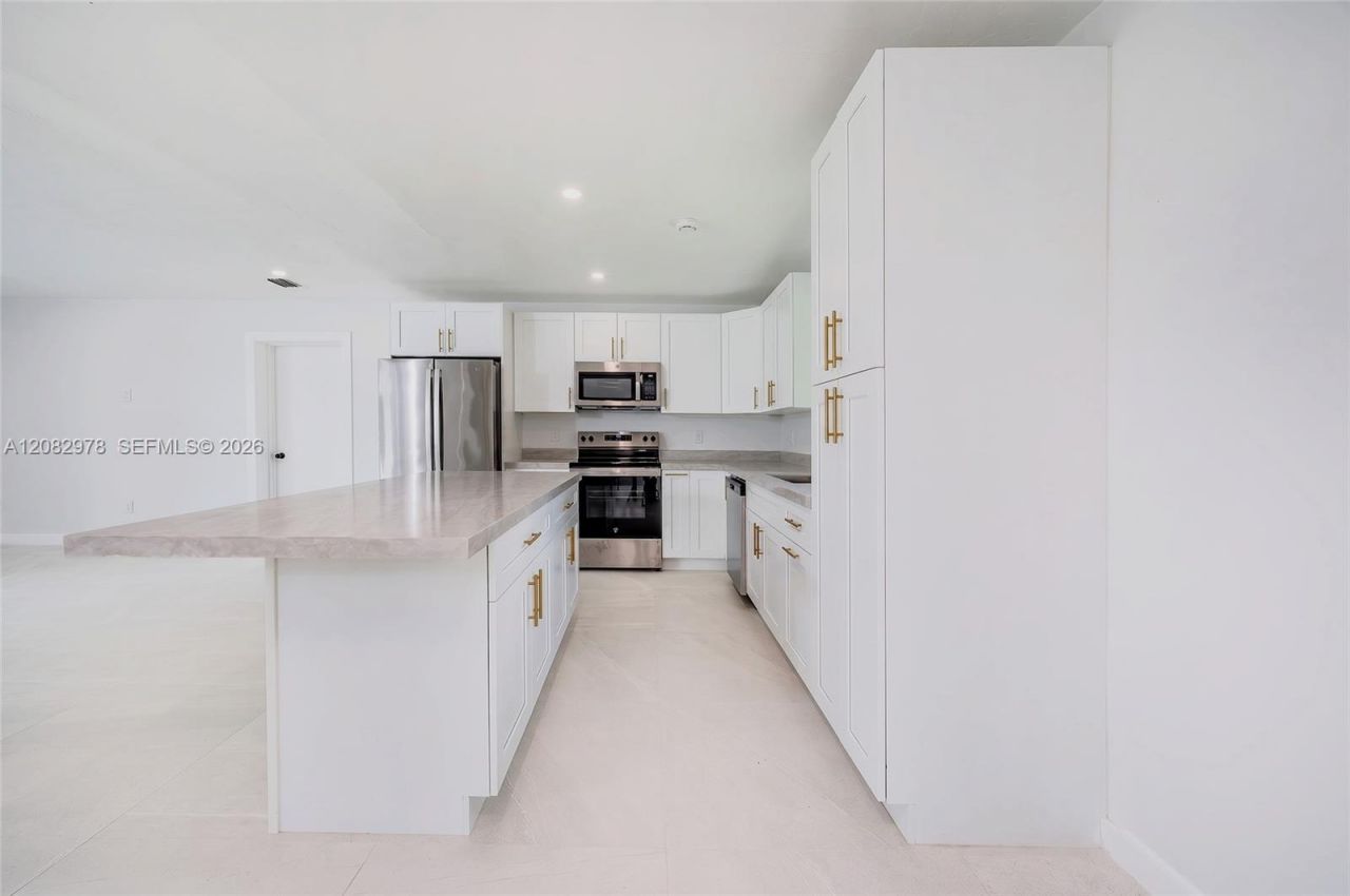 10441 SW 46th Ter , Miami, FL 33165 Photo
