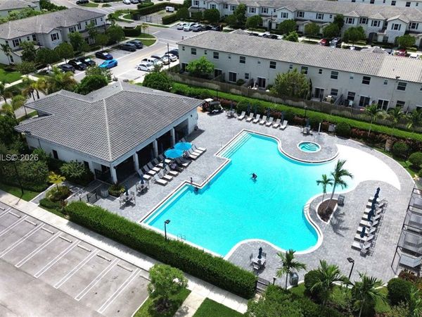 2641 SE 12th St, Homestead, FL 33035