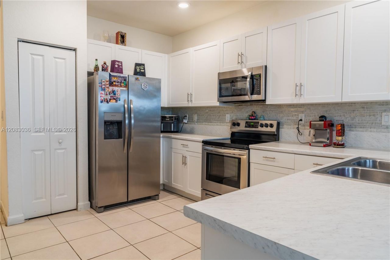 2641 SE 12th St, Homestead, FL 33035 Photo
