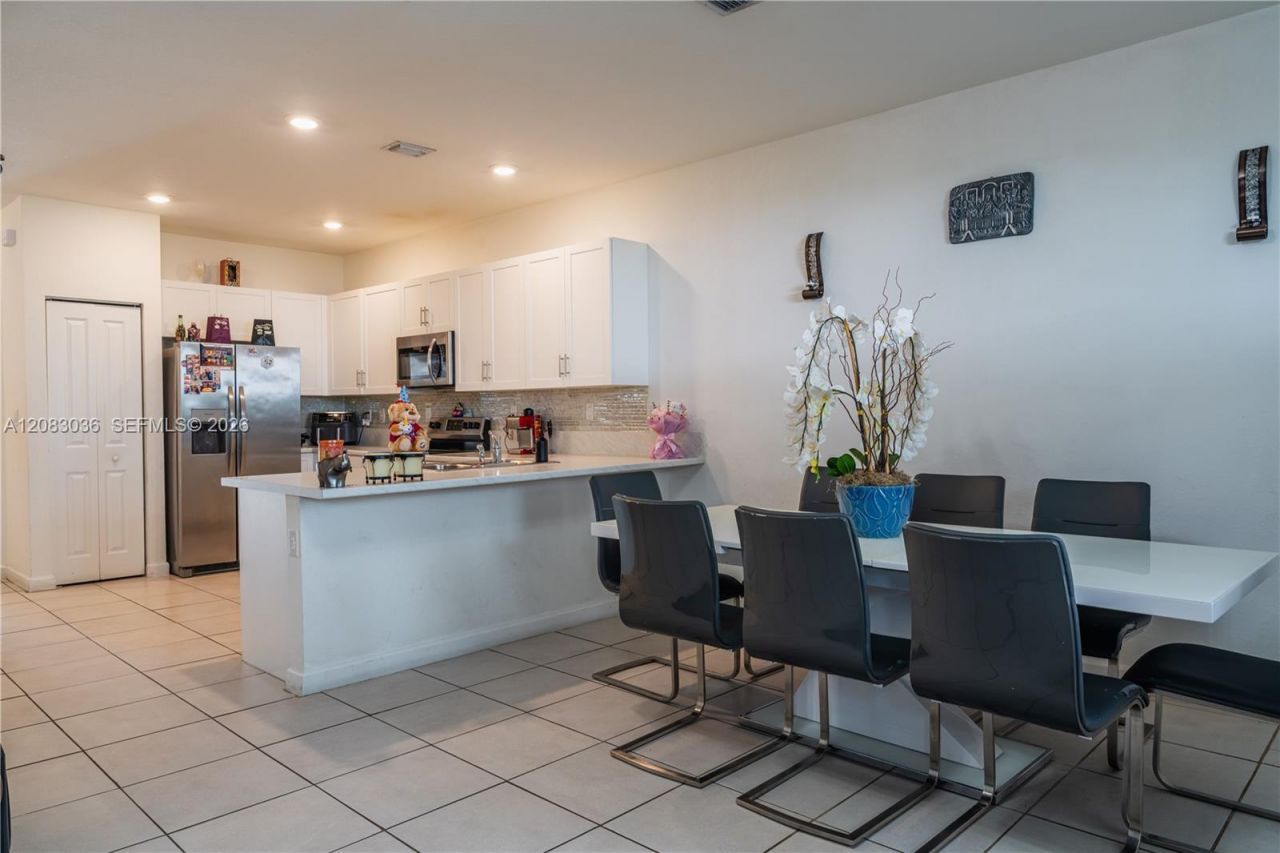 2641 SE 12th St, Homestead, FL 33035 Photo