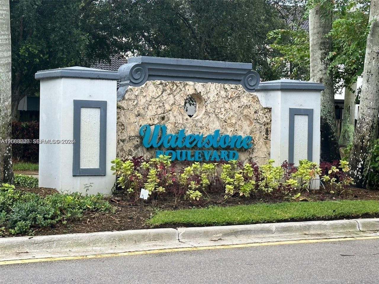 1040 NE 42nd Pl , Homestead, FL 33033 Photo
