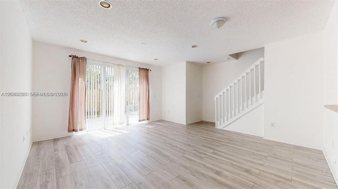 1040 NE 42nd Pl , Homestead, FL 33033 Photo
