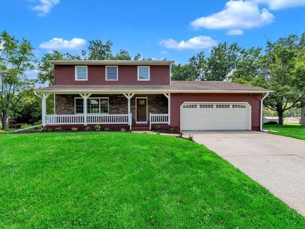 135 Sherwood Drive , Geneseo, IL 61254