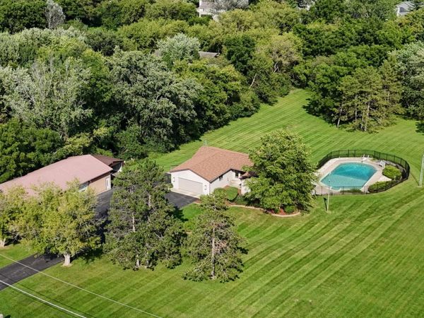 42357 N Center Street , Antioch, IL 60002