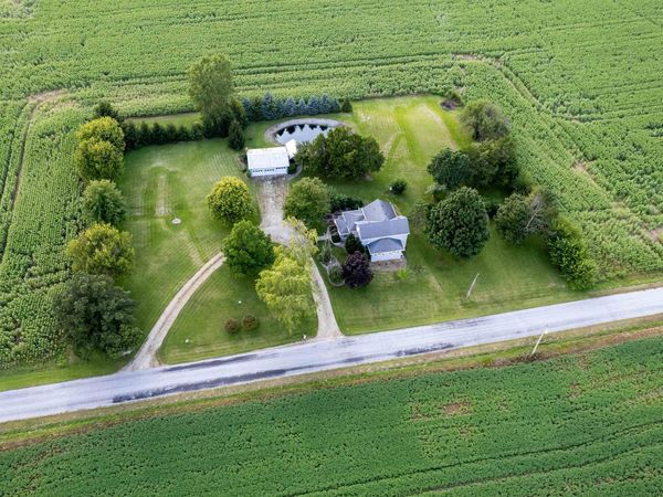 11070 N 100 E Road, Roanoke, IN 46783