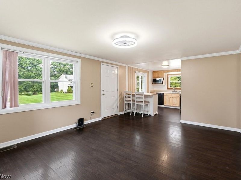 2195 Par Drive, Akron, OH 44312 Photo 15