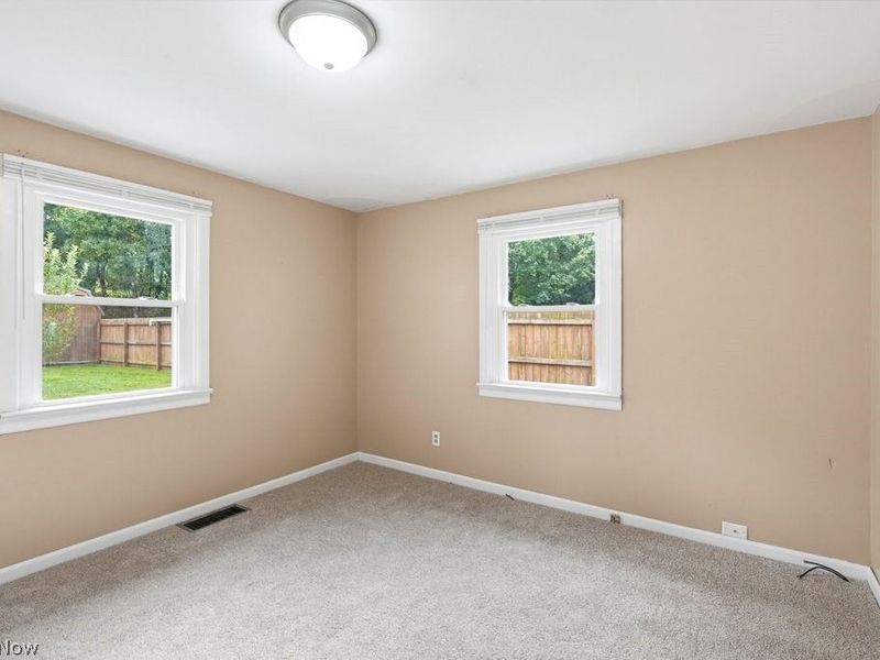 2195 Par Drive, Akron, OH 44312 Photo 21