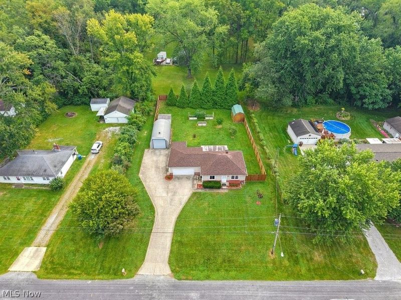 2195 Par Drive, Akron, OH 44312 Photo 38