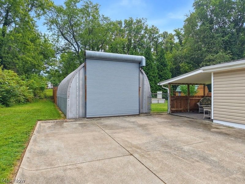 2195 Par Drive, Akron, OH 44312 Photo 8