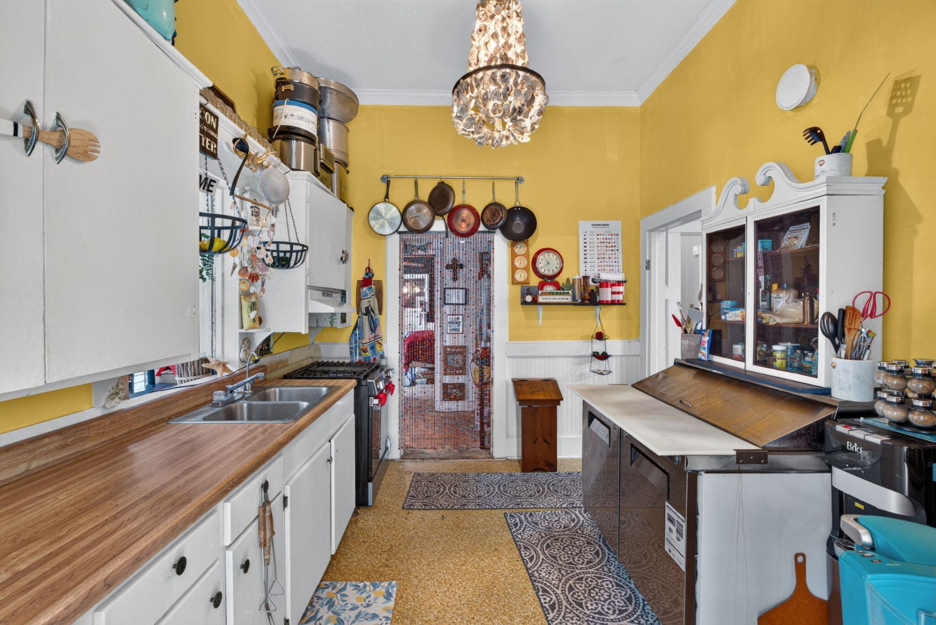 645 Hampton Street Photo 14