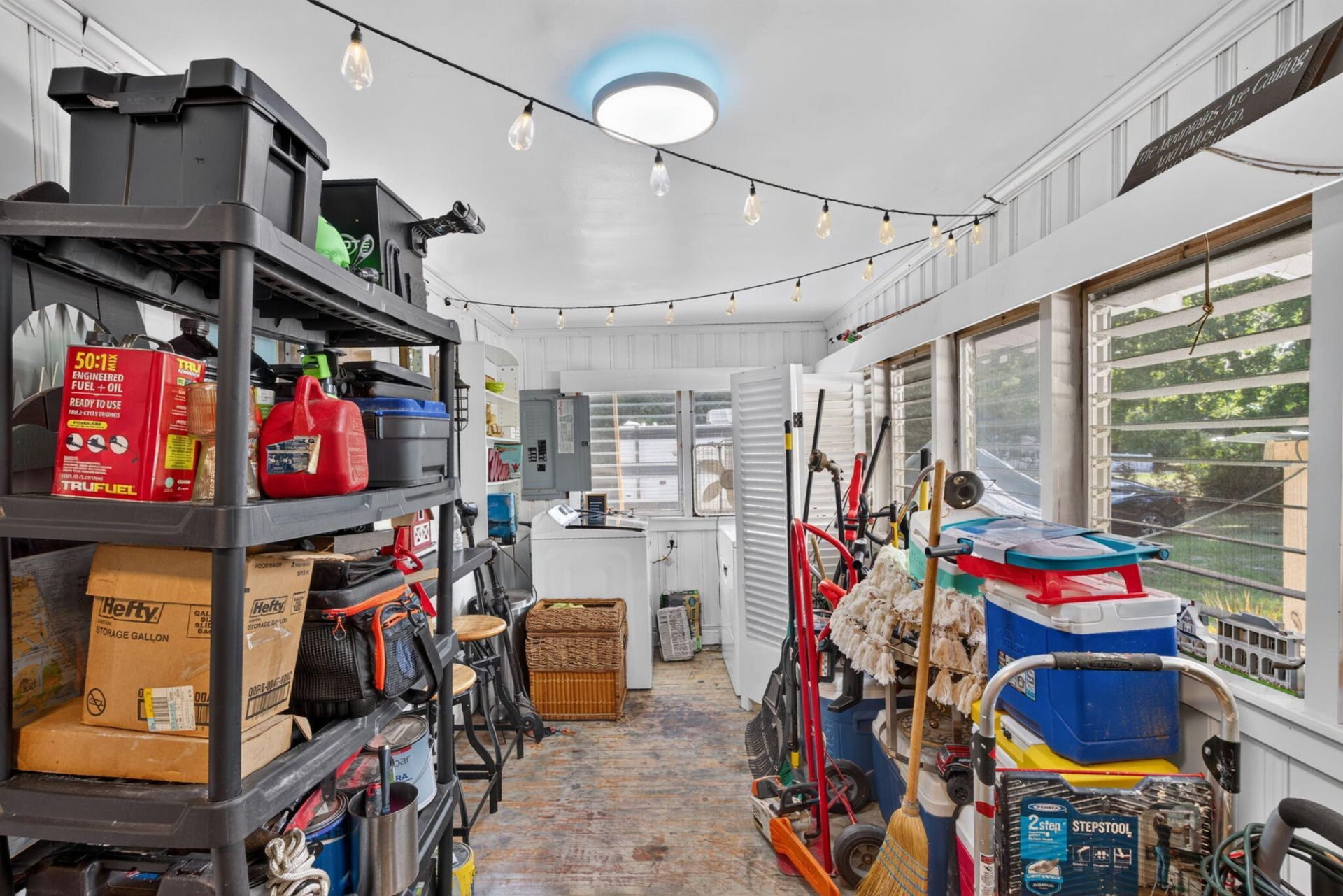 645 Hampton Street Photo 17