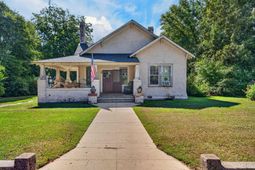 645 Hampton Street photo 4