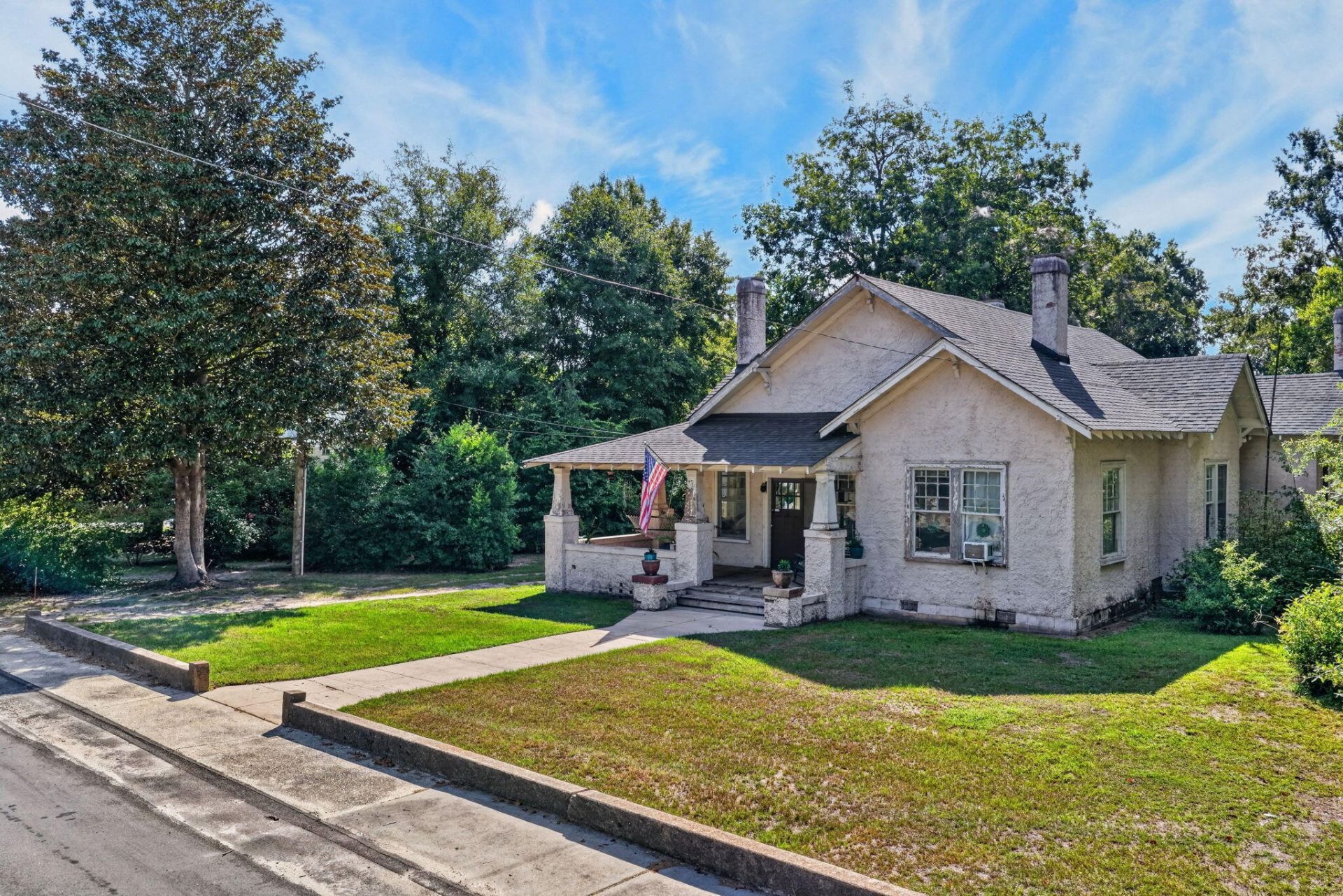 645 Hampton Street Photo 34