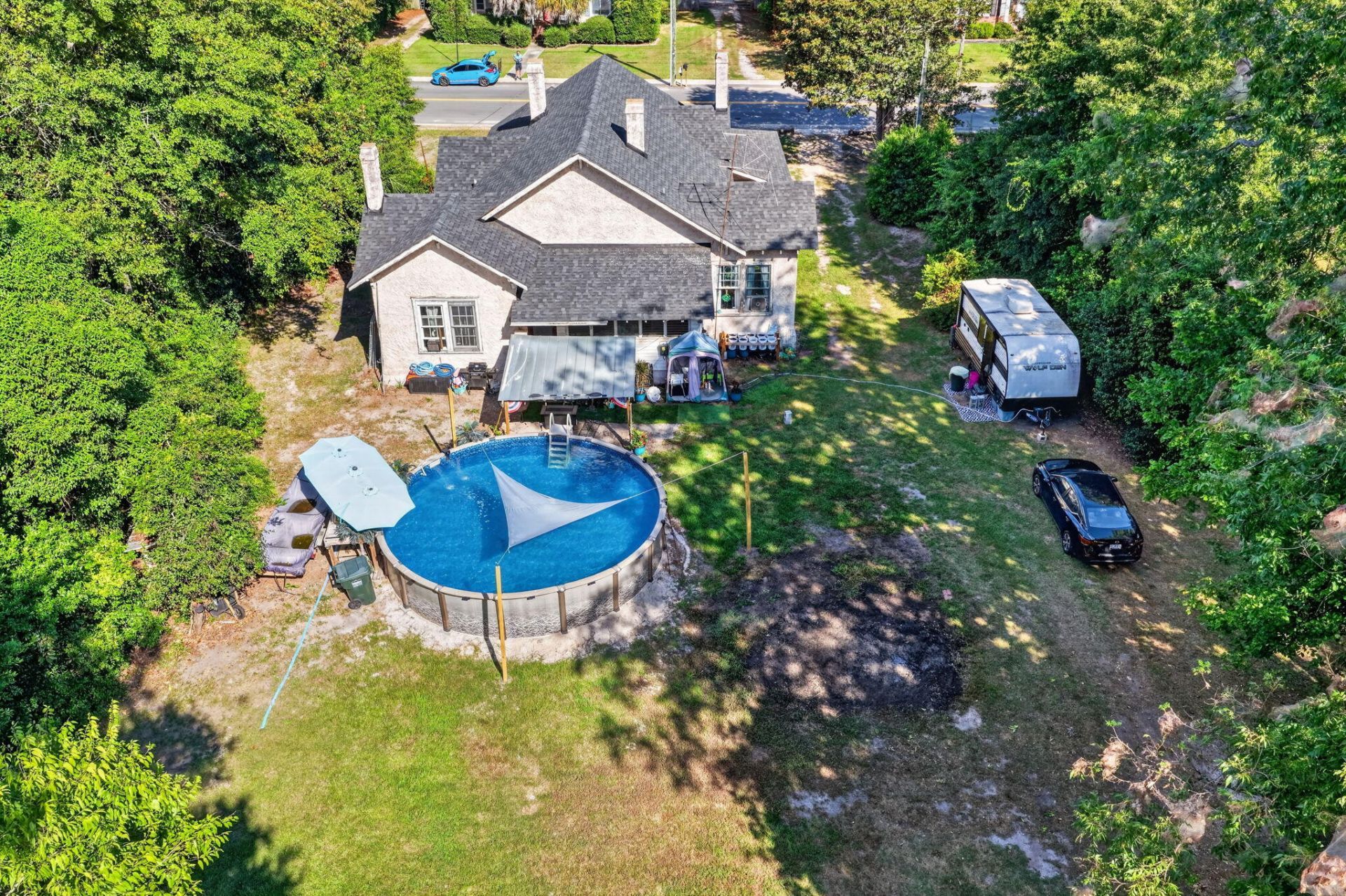 645 Hampton Street Photo 36
