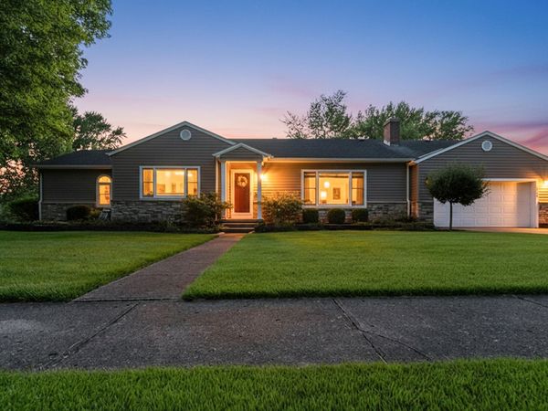 525 Bon Air Drive, Sidney, OH 45365