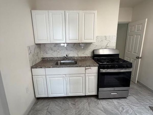 21519 Jamaica Jamaica , Queens Village North, NY 11428