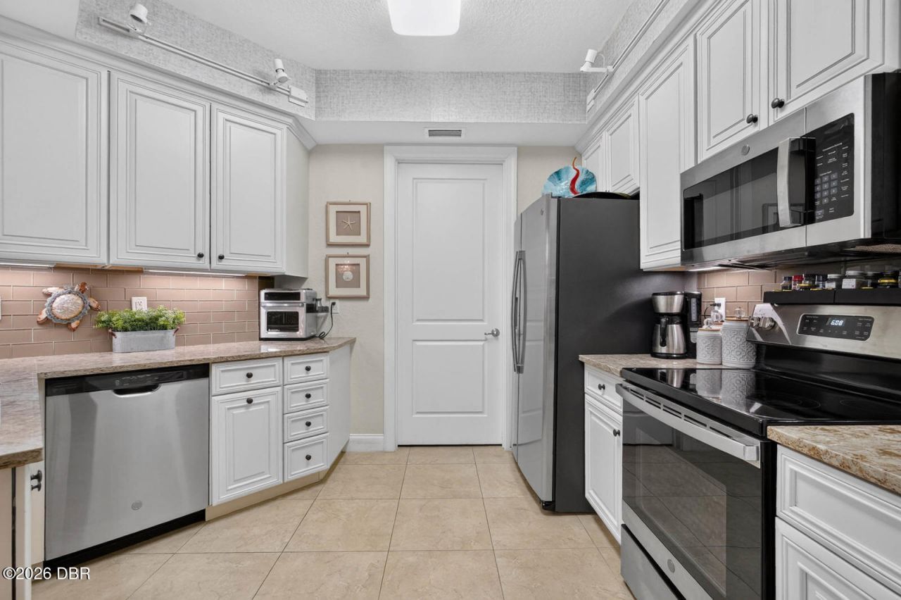 3 Riverwalk Drive, Unit 506, New Smyrna Beach, FL 32169 Photo