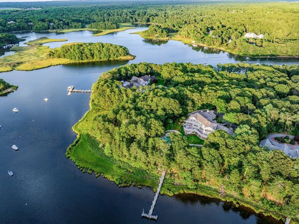 16 Cove Point Lane, Barnstable, MA 02648
