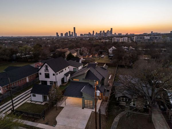 1610 Harvey, Unit A, Austin, TX 78702