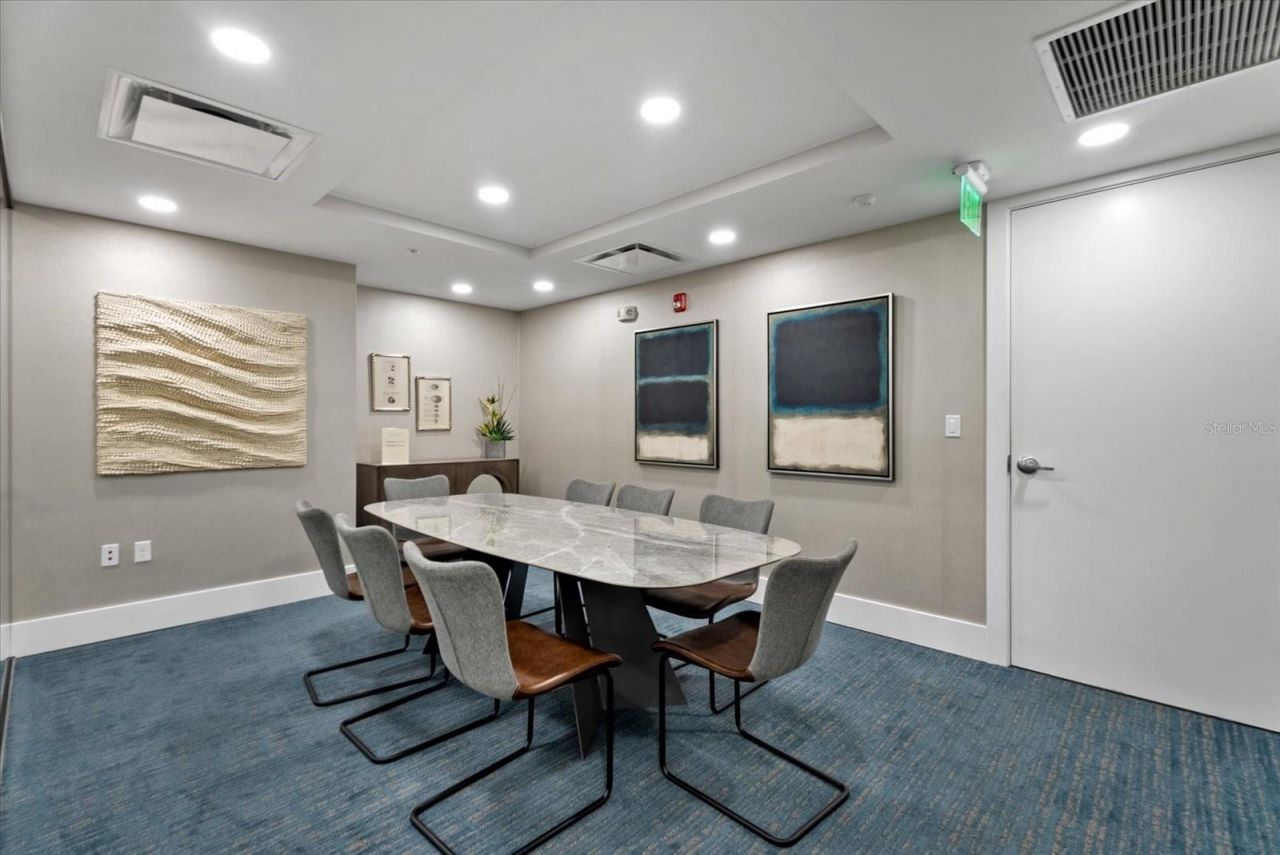 1035 Seaside Drive, Unit 502, Sarasota, FL 34242 Photo