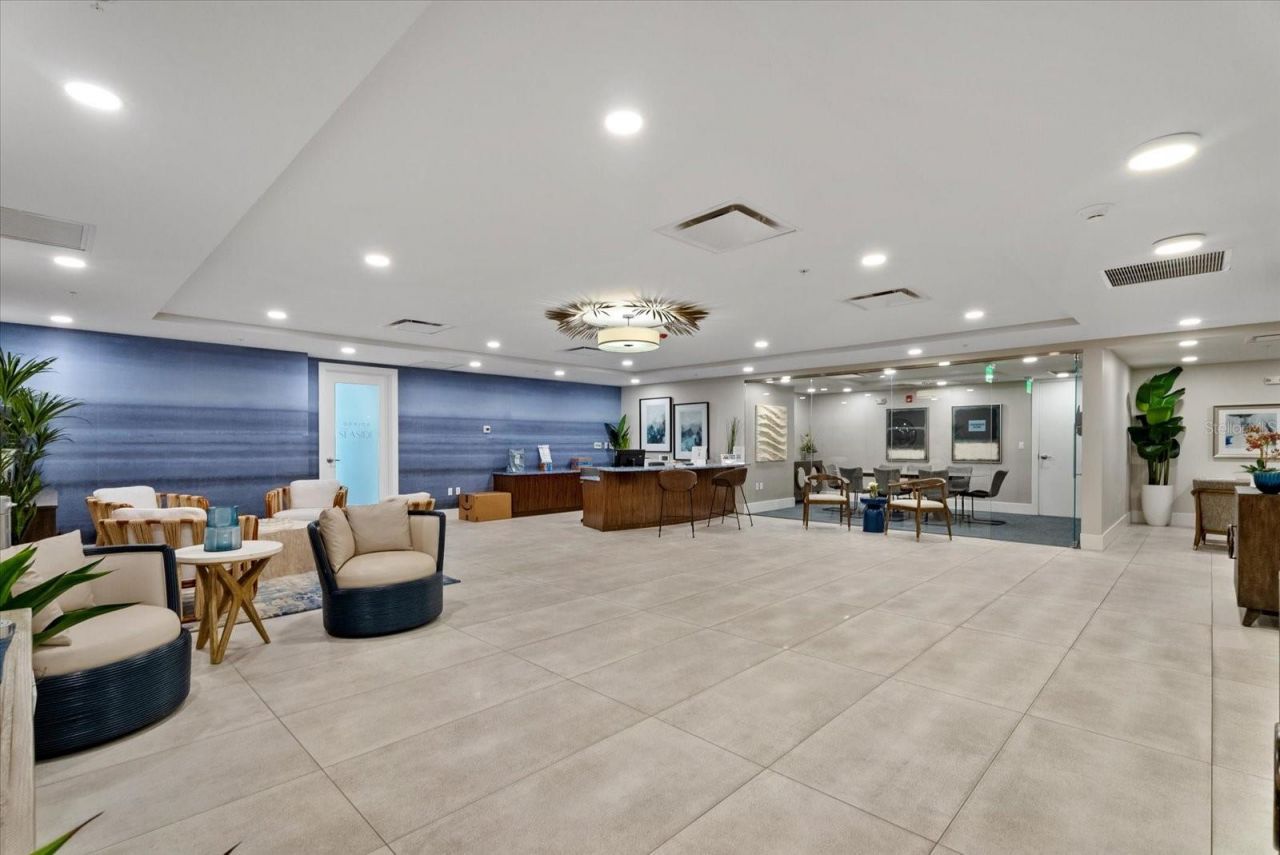 1035 Seaside Drive, Unit 502, Sarasota, FL 34242 Photo