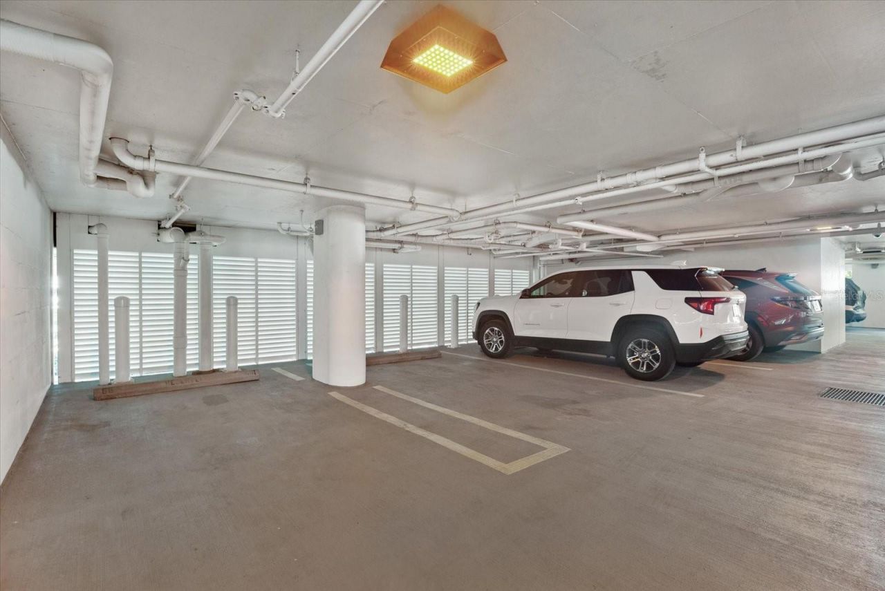 1035 Seaside Drive, Unit 502, Sarasota, FL 34242 Photo