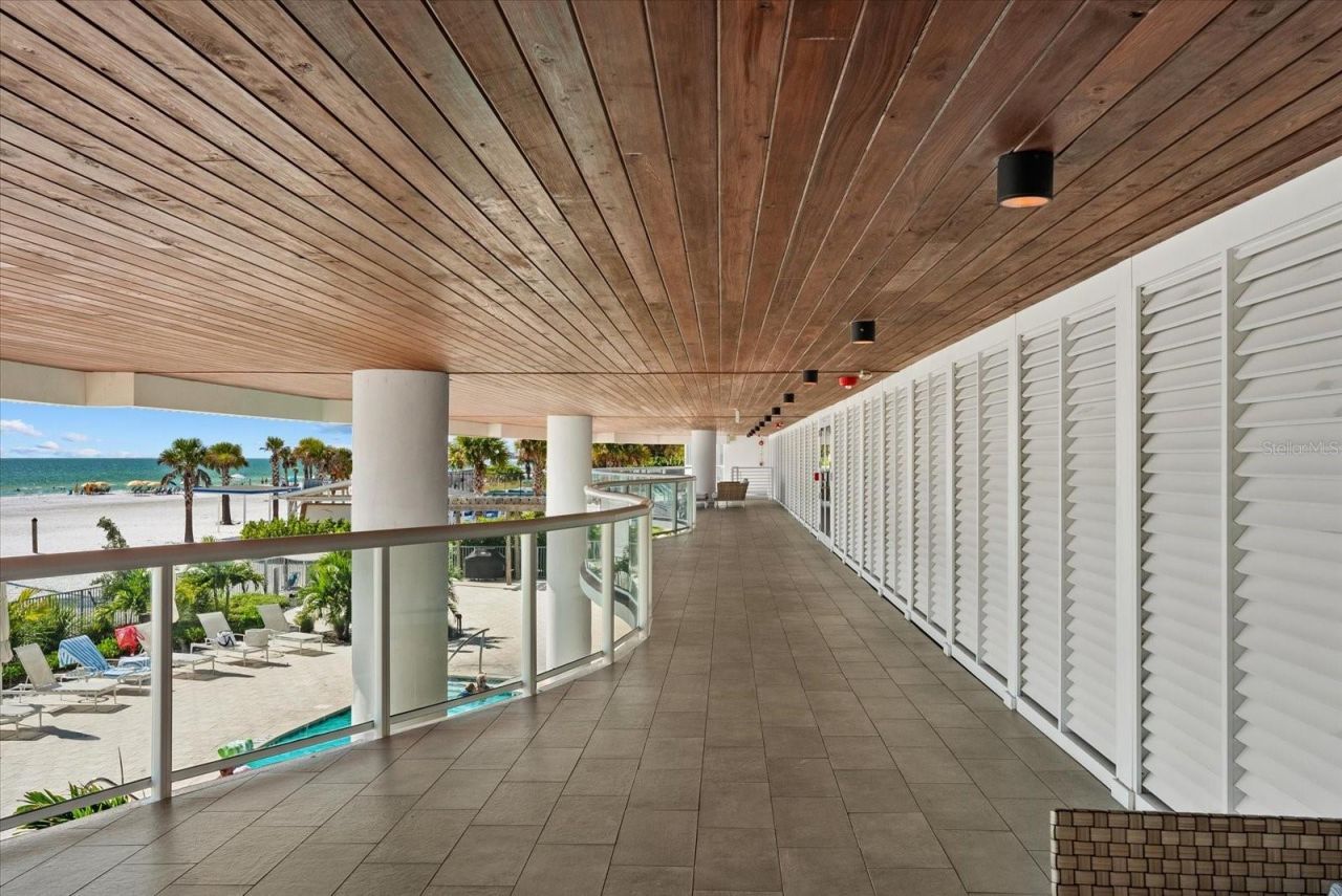 1035 Seaside Drive, Unit 502, Sarasota, FL 34242 Photo