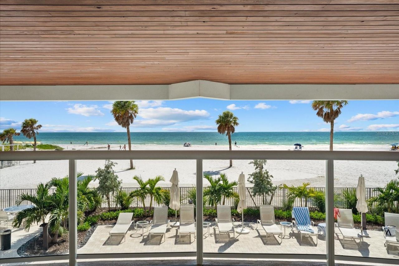1035 Seaside Drive, Unit 502, Sarasota, FL 34242 Photo