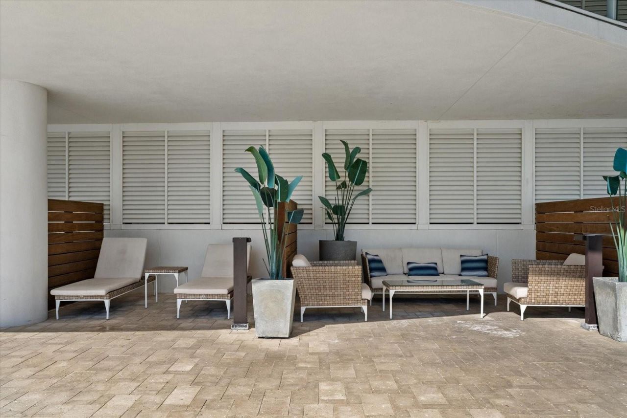 1035 Seaside Drive, Unit 502, Sarasota, FL 34242 Photo