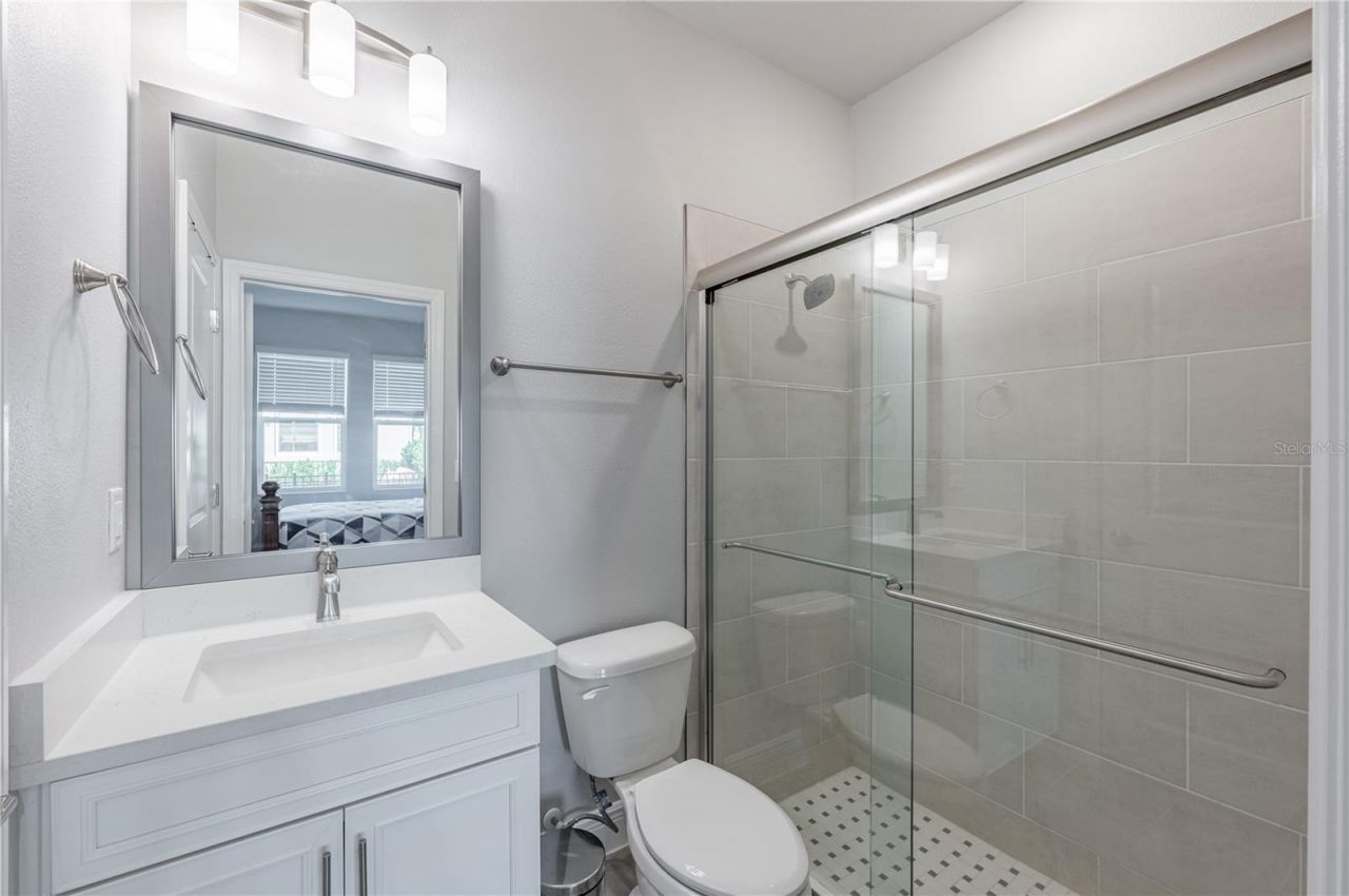 2400 Ezzell Court, Sarasota, FL 34237 Photo
