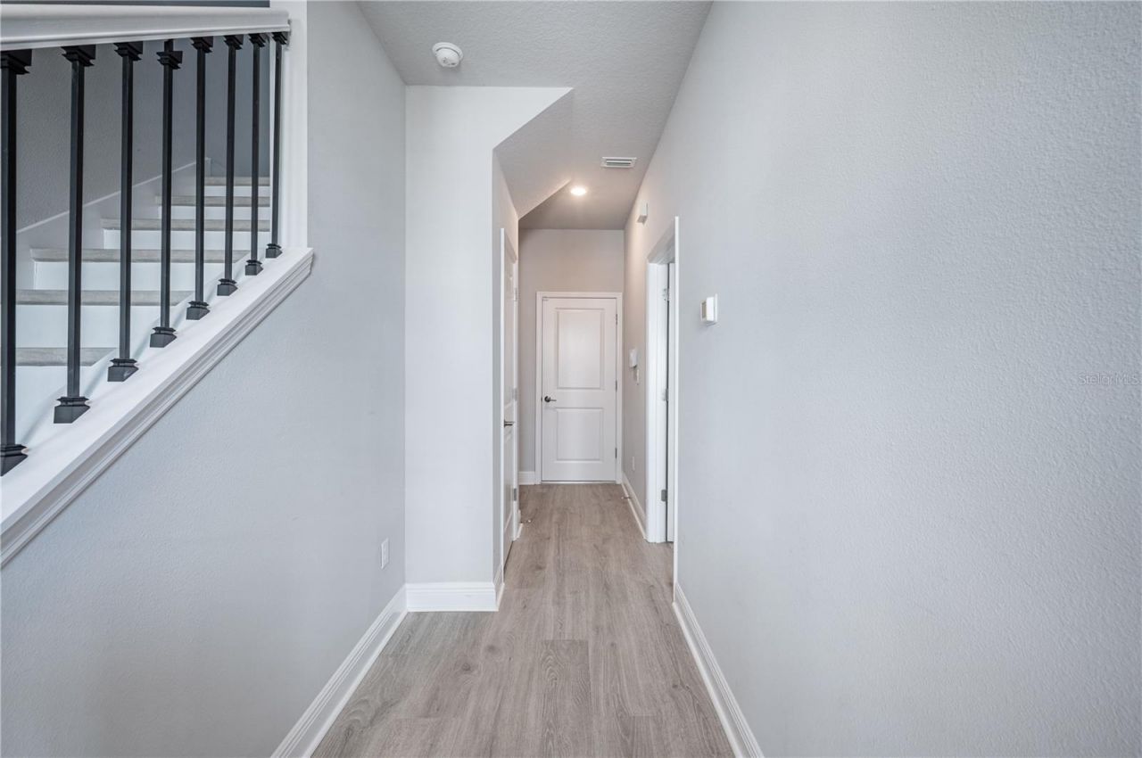 2400 Ezzell Court, Sarasota, FL 34237 Photo