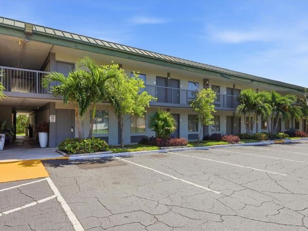 7150 N TAMIAMI TRAIL , Unit S511, SARASOTA, FL 34243