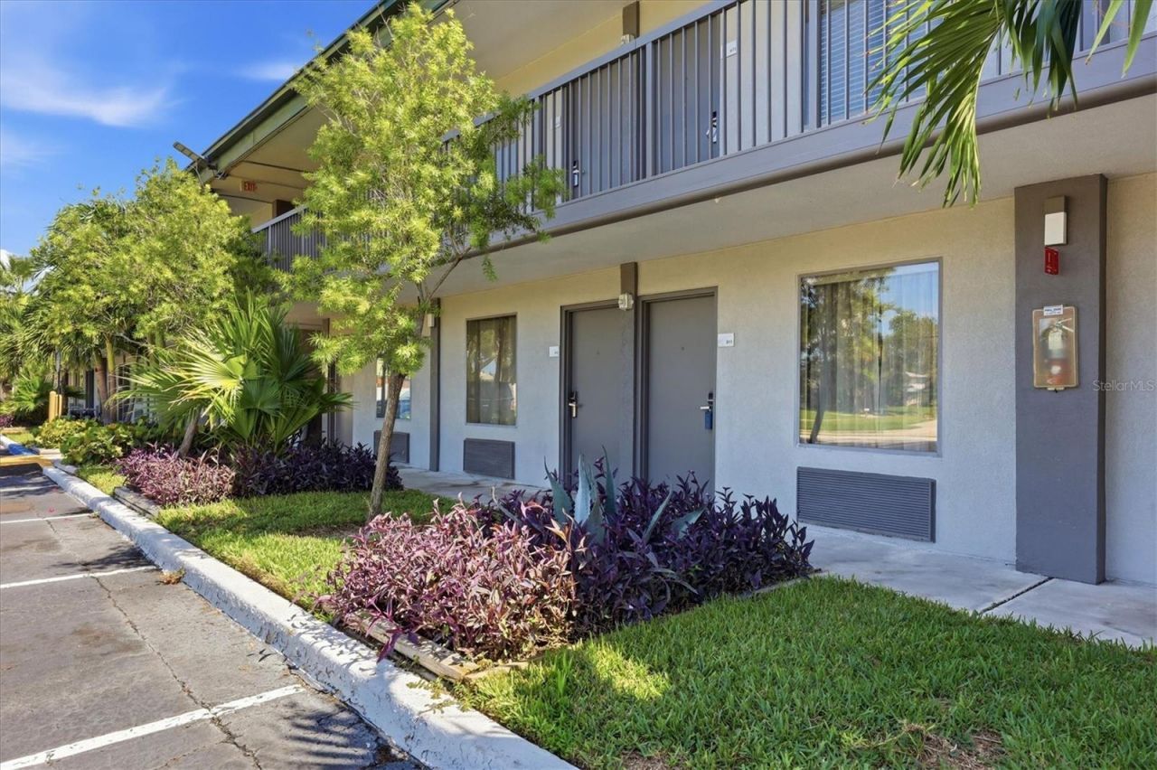 7150 N Tamiami Trail, Unit S511, Sarasota, FL 34243 Photo