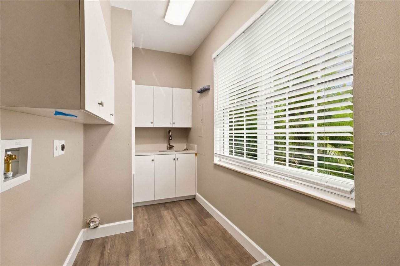 5544 Dinah Lane, Sarasota, FL 34231 Photo