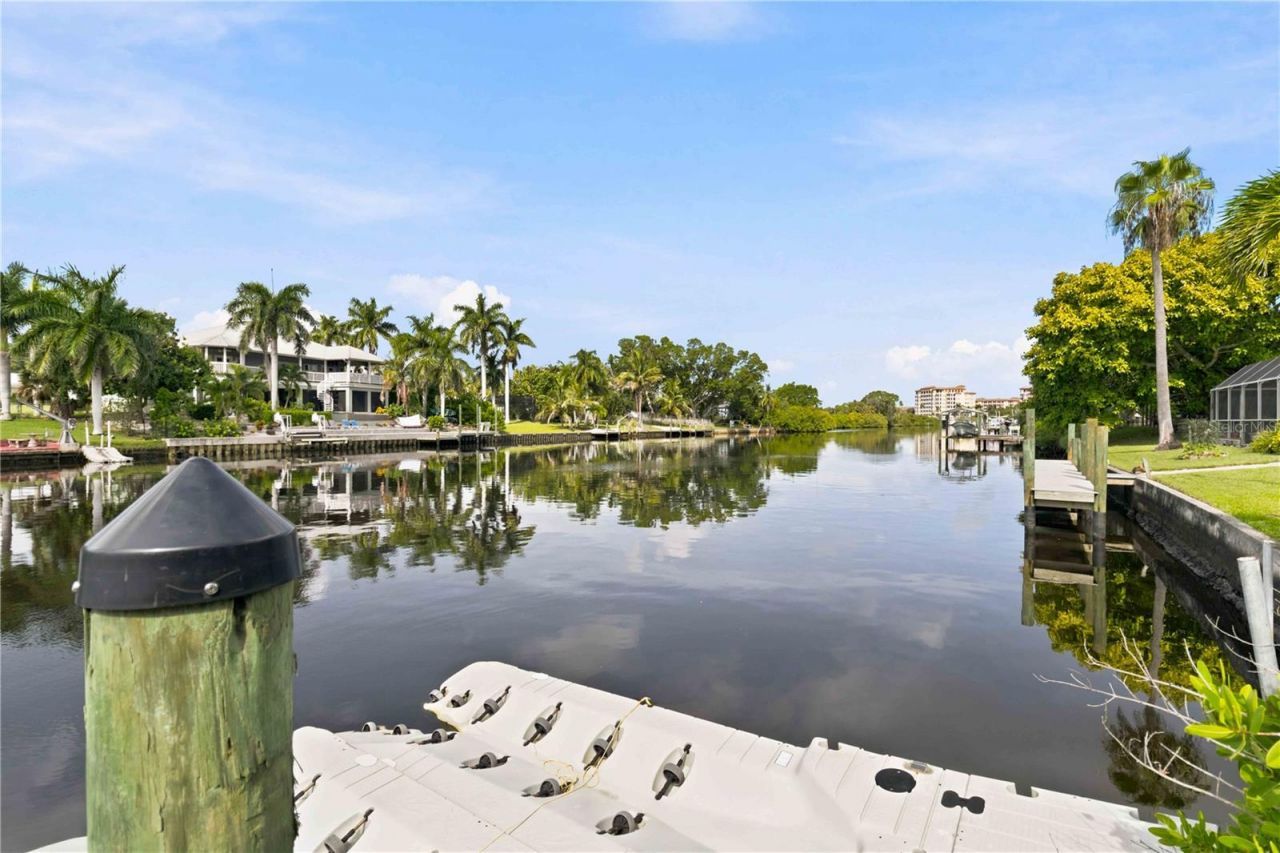 5544 Dinah Lane, Sarasota, FL 34231 Photo