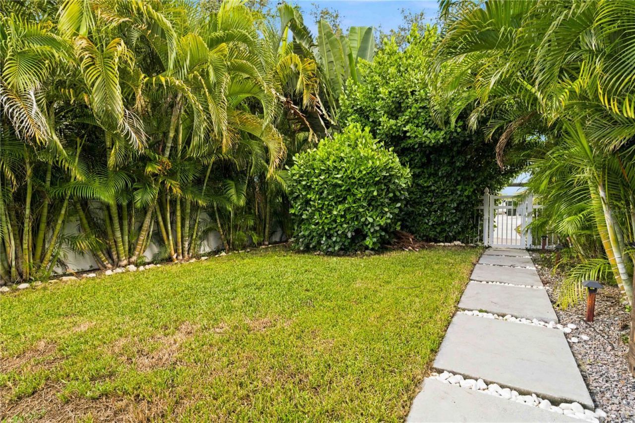 5544 Dinah Lane, Sarasota, FL 34231 Photo