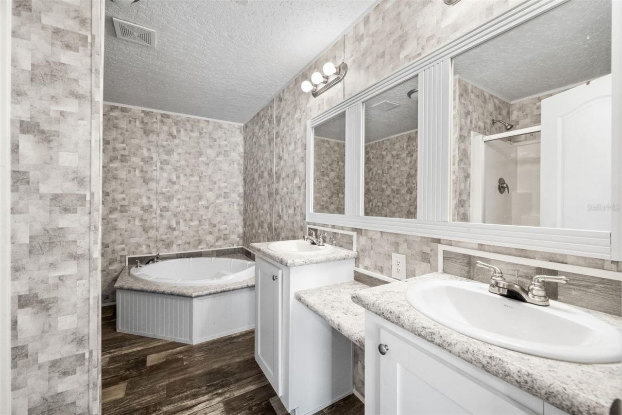 11200 NE 22nd Court , Branford, FL 32008 Photo