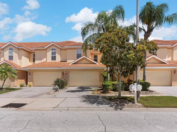 1437 RIDGE TERRACE, TARPON SPRINGS, FL 34689