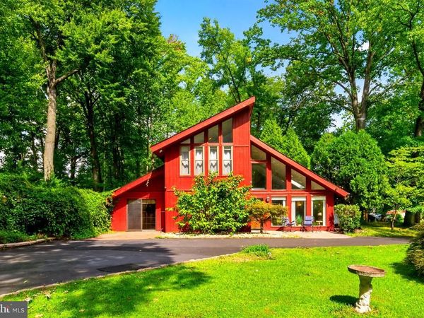 1016 CLEMENS COURT, BENSALEM, PA 19020