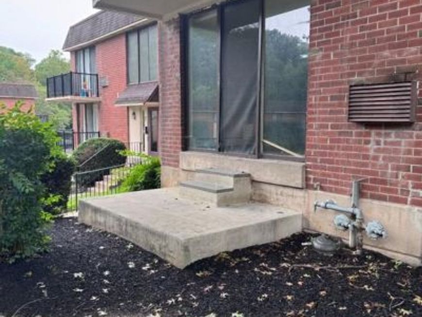 100 E Glenolden Avenue , Unit B-11, Glenolden, PA 19036 Main Photo