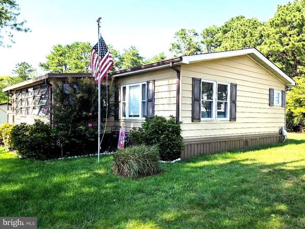 17 CASEY COURT, BARNEGAT, NJ 08005