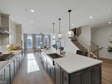 7514 SAWYER FARM WAY , MCLEAN, VA 22102