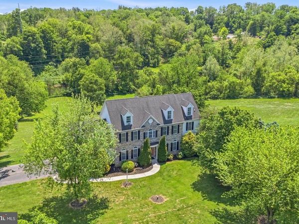 1961 NEW DANVILLE PIKE , LANCASTER, PA 17603
